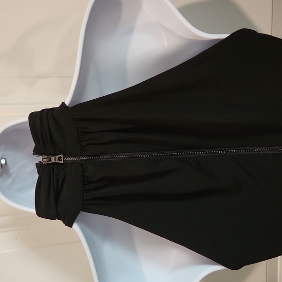 Alice + Olivia Steph Fringe Bottom Twist Front Halter Gown Evening Dress - Picture 10 of 13